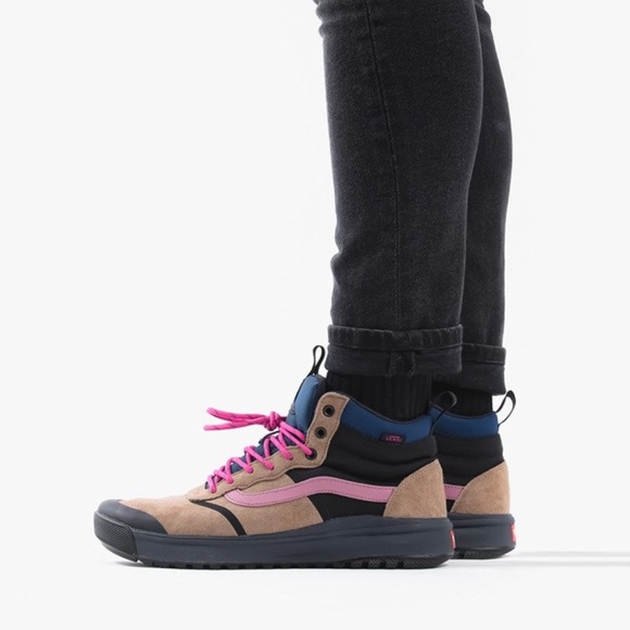 NEW Vans Ultrarange Hi MTE Boot Size 6.5 - Picture 1 of 6